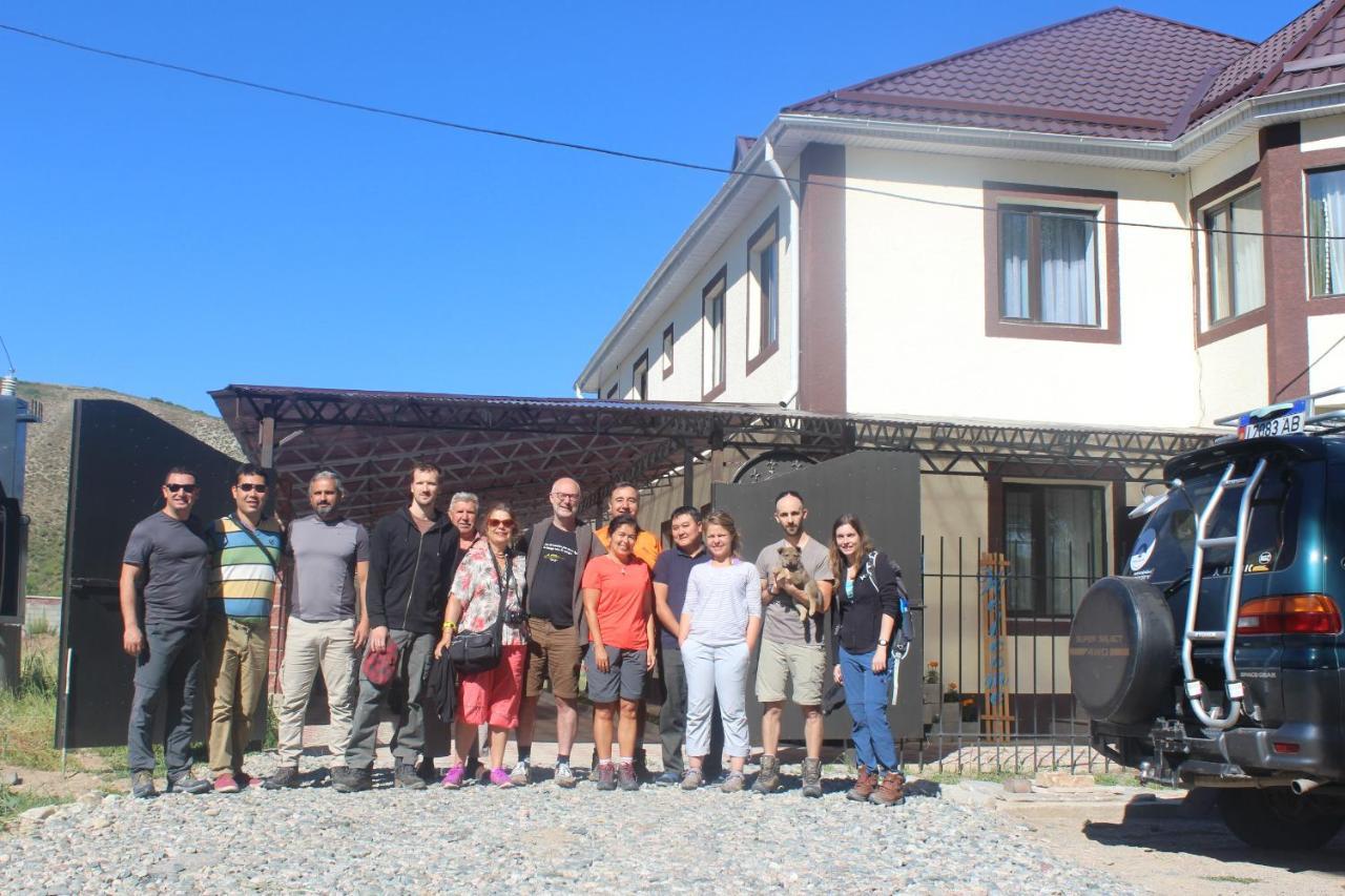 Mount Yard Karakol Exterior foto